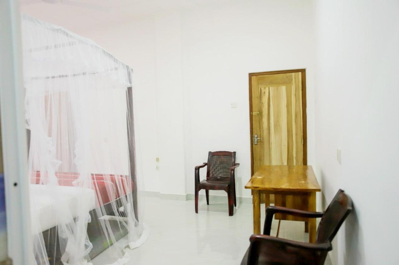 Lagos Mirissa Exterior foto